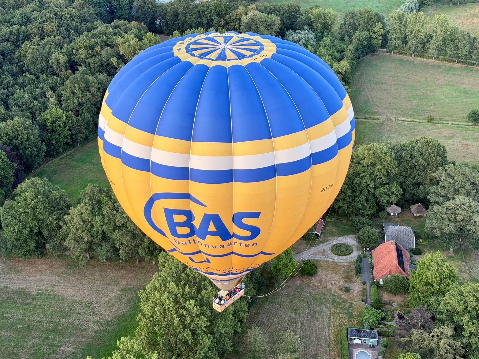 Ballonvaren met de Cameron A530 vanaf Deventer